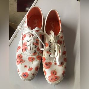 Keds with poppy print